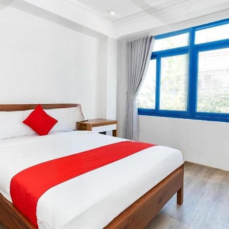 Gis Hotel Nha Trang & Motorbike Rental Екстер'єр фото