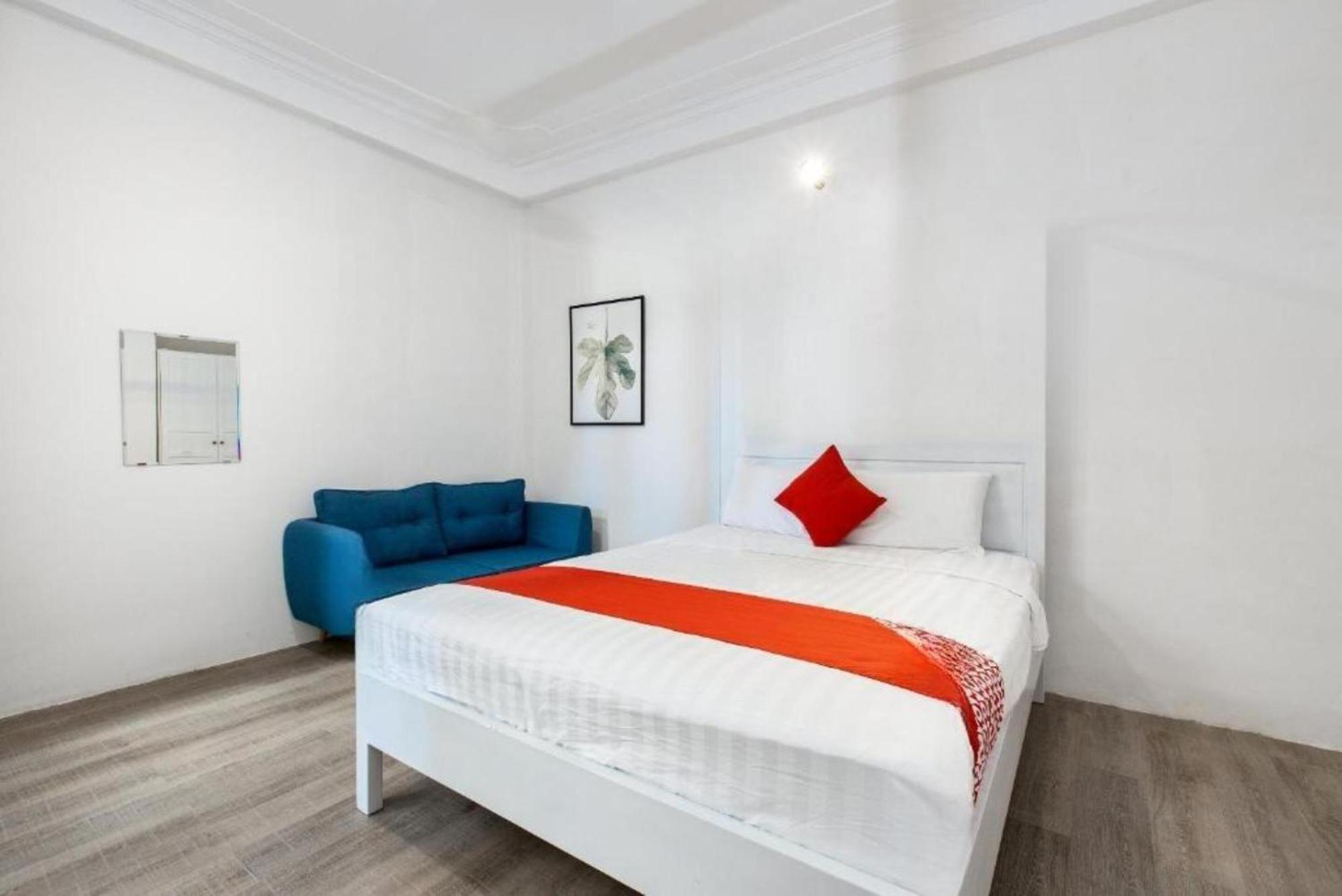 Gis Hotel Nha Trang & Motorbike Rental Екстер'єр фото