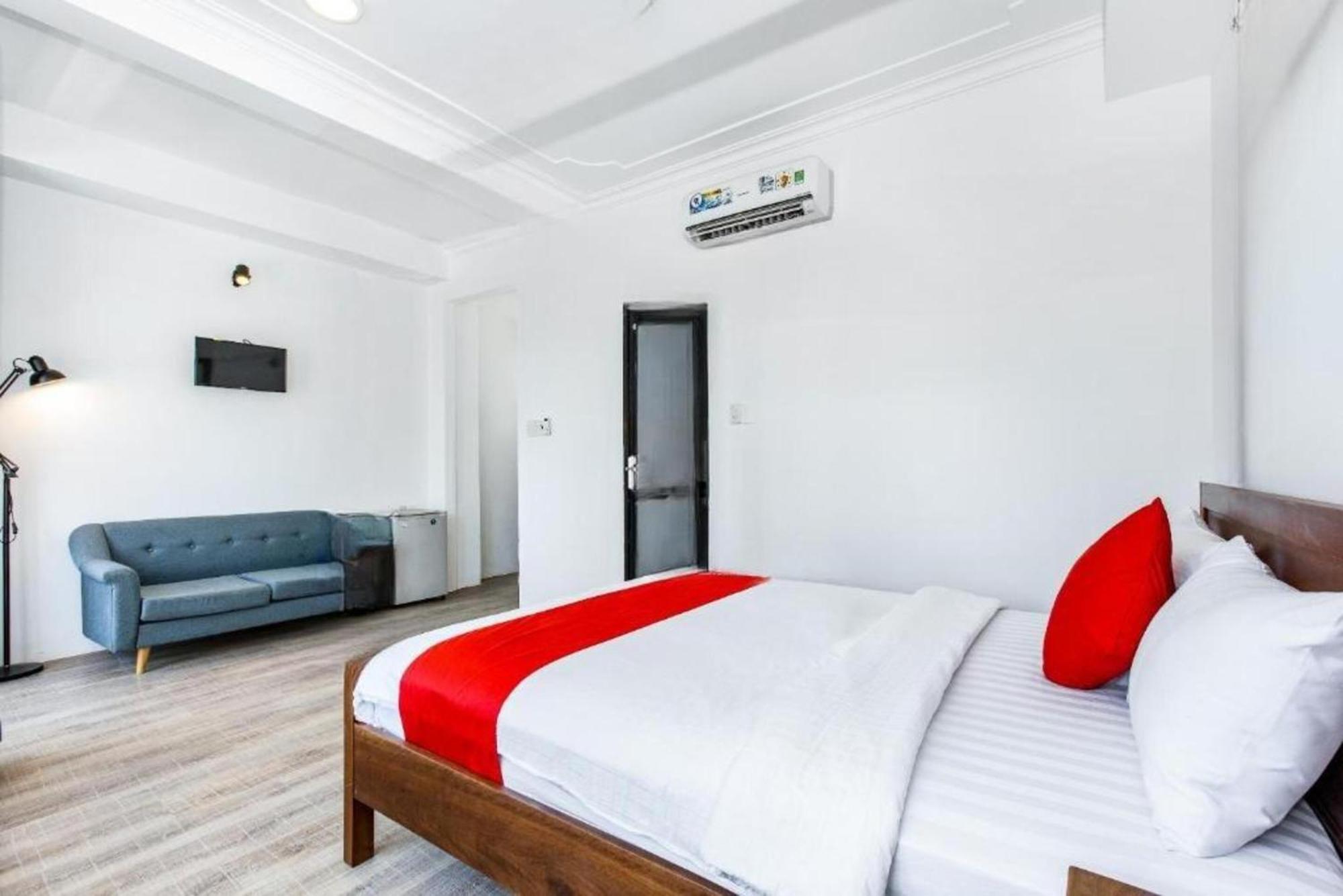 Gis Hotel Nha Trang & Motorbike Rental Екстер'єр фото