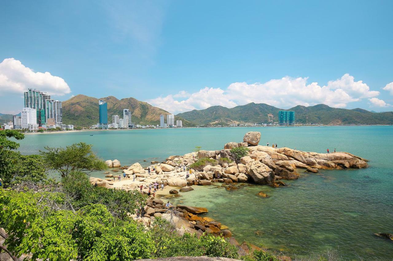 Gis Hotel Nha Trang & Motorbike Rental Екстер'єр фото