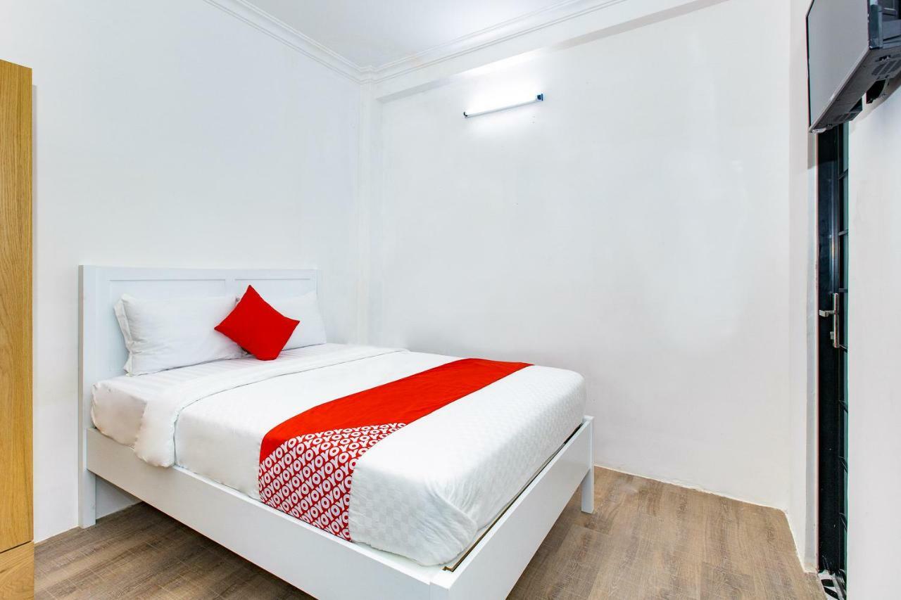 Gis Hotel Nha Trang & Motorbike Rental Екстер'єр фото