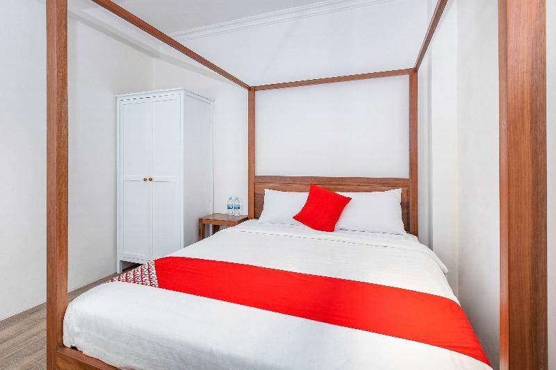 Gis Hotel Nha Trang & Motorbike Rental Екстер'єр фото